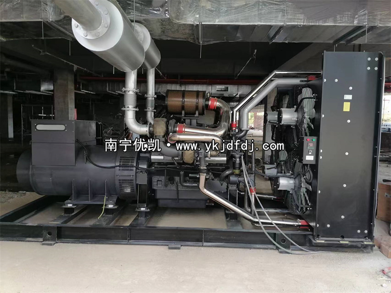 2024年7月15日，崇左項目1200KW凱普柴油發(fā)電機(jī)組到貨安裝